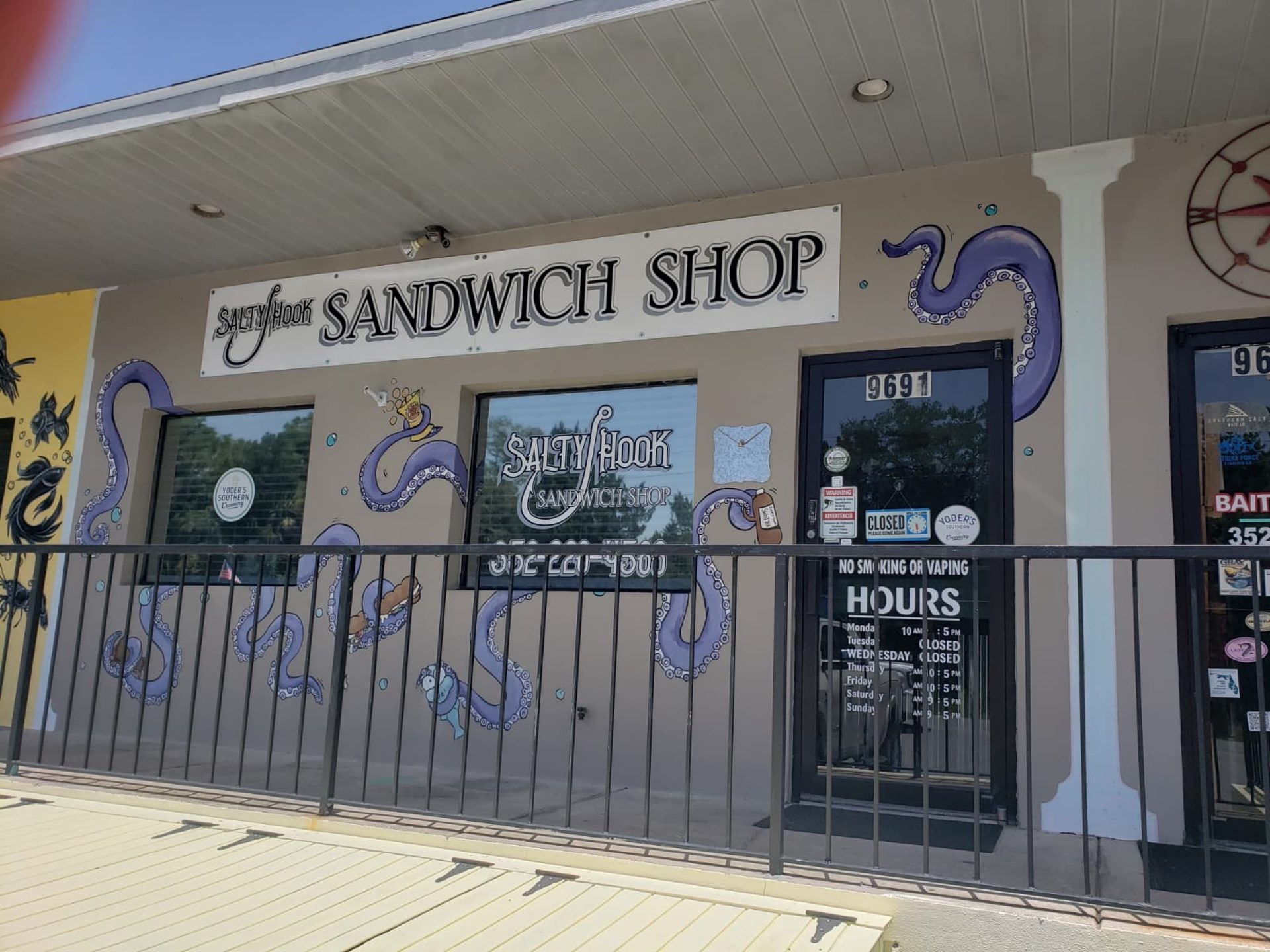 Conveniently located on the trail to Fort Island Beach